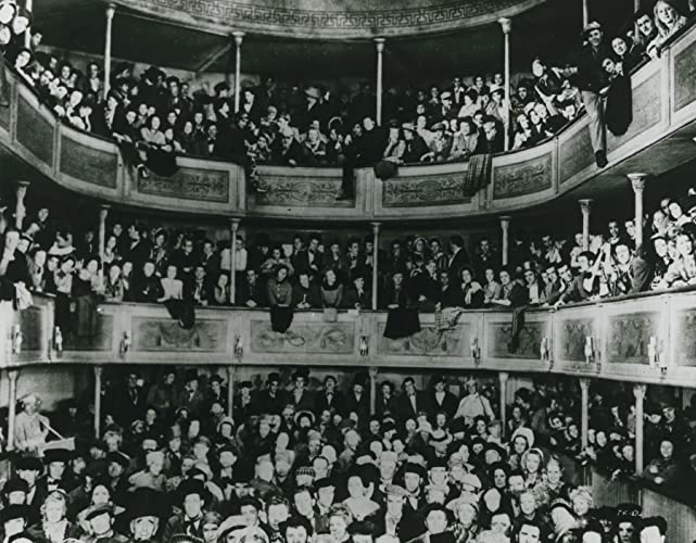 天井桟敷の人々の画像