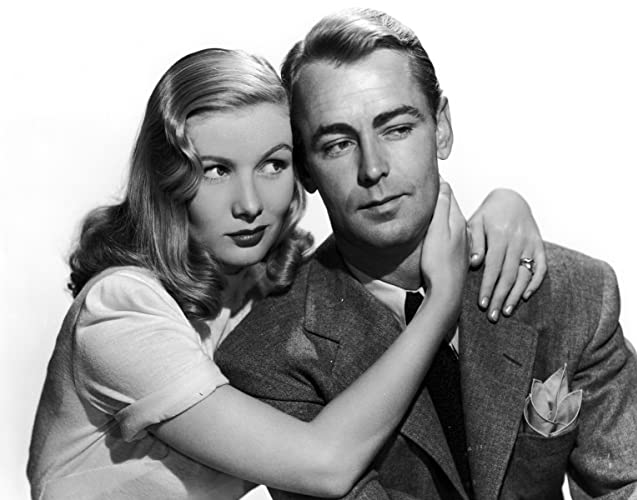 「青い戦慄」アラン・ラッド & ベロニカ・レイクの画像