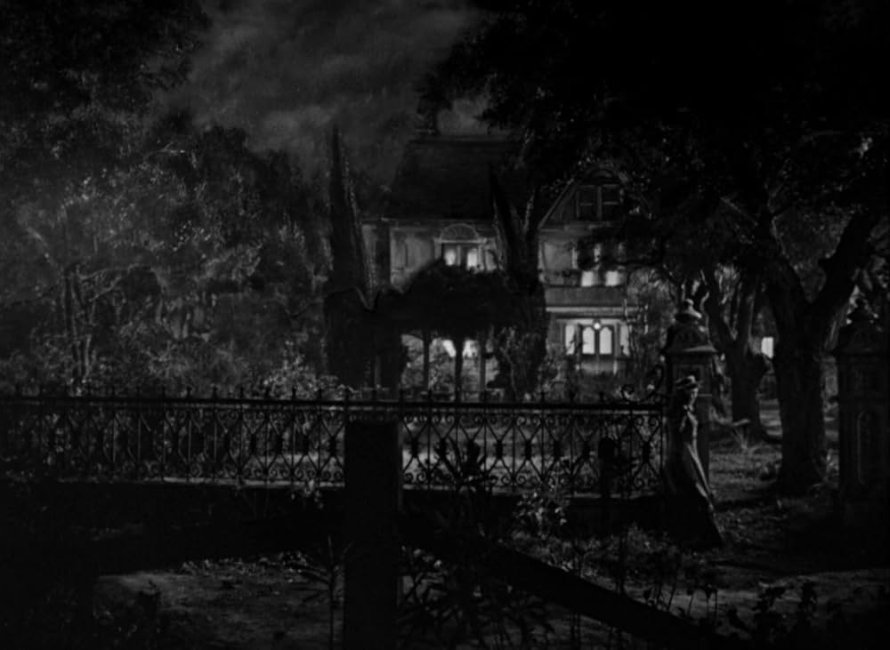 らせん階段の画像