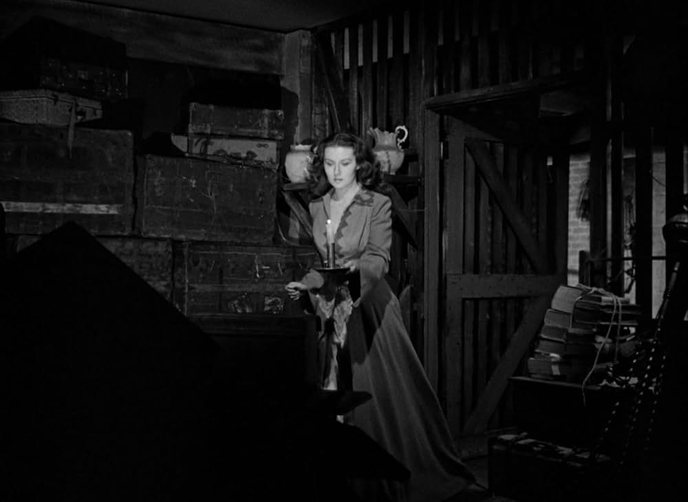 らせん階段の画像