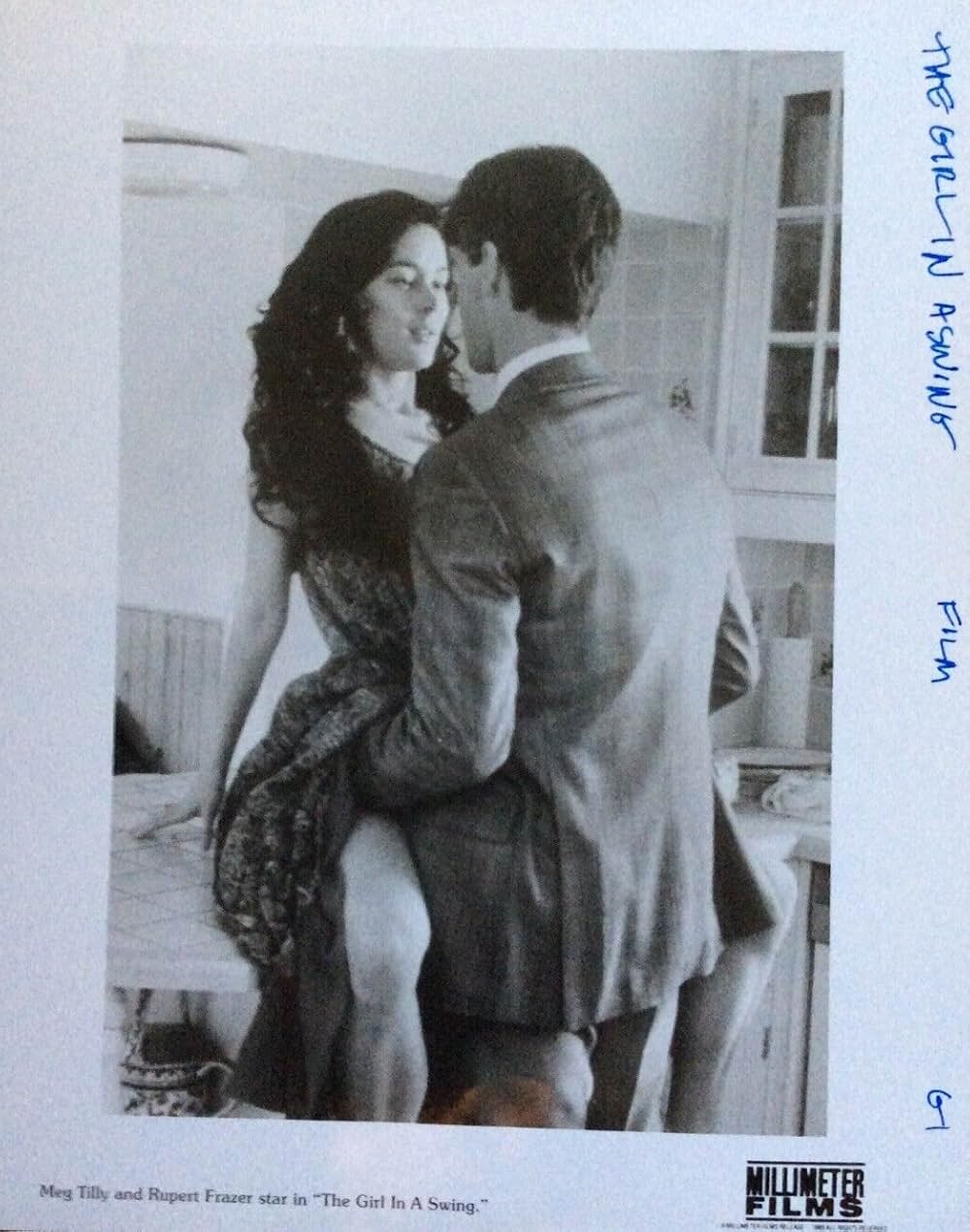 白い記憶の女の画像