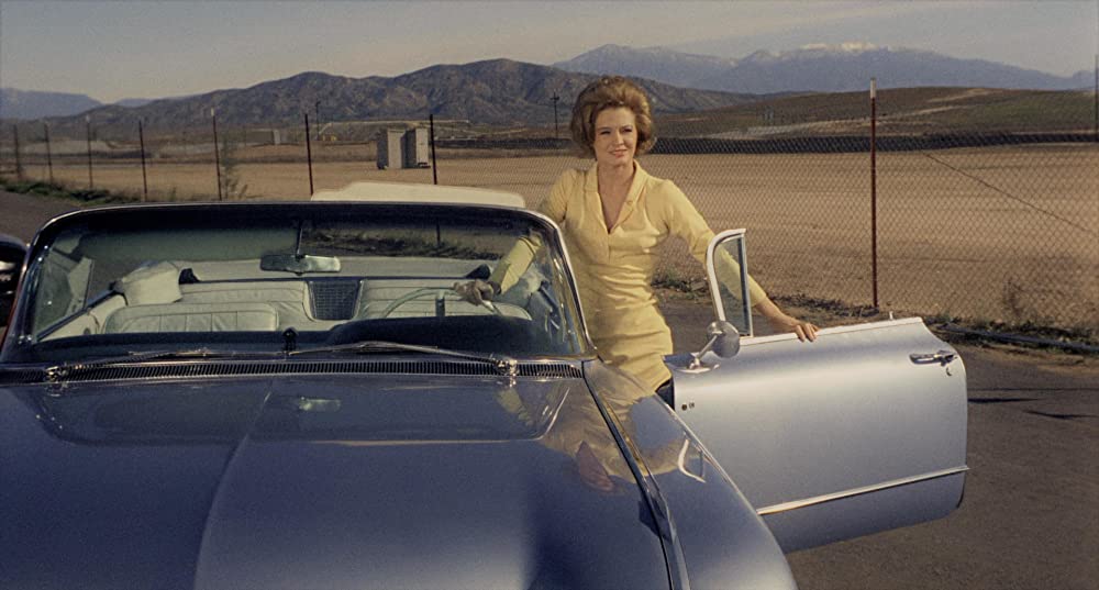 「殺人者たち」アンジー・ディキンソンの画像