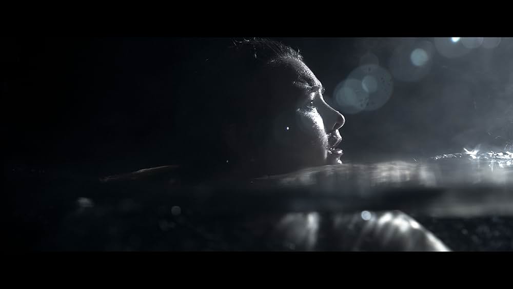 Beneath the Surface（原題）の画像