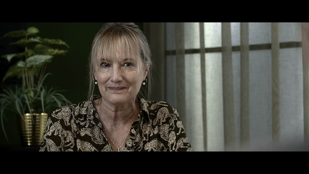 Beneath the Surface（原題）の画像