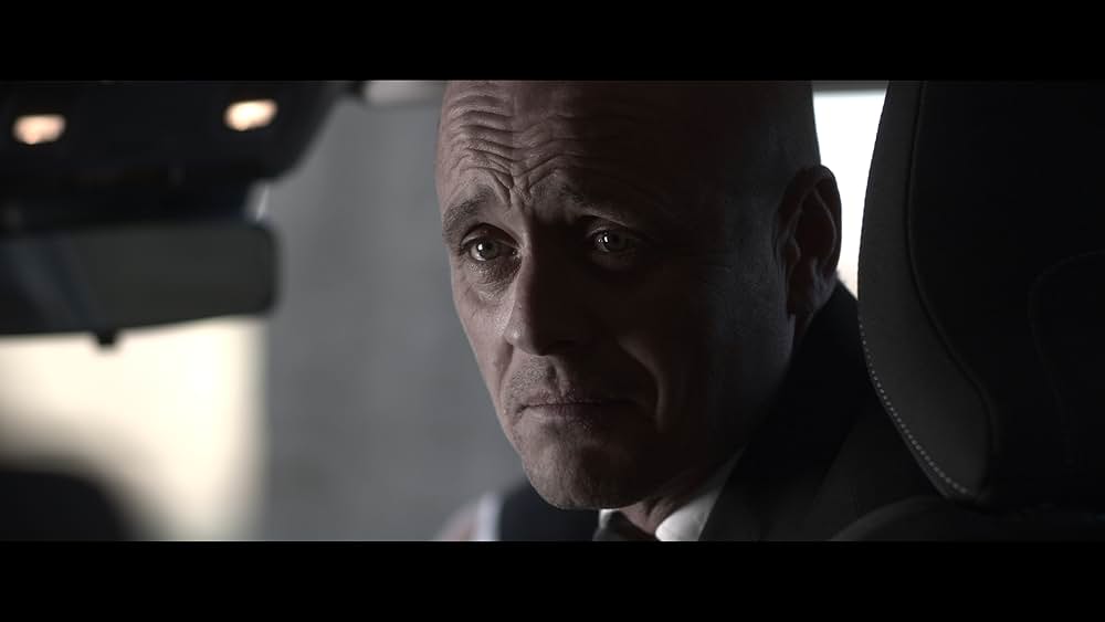 Beneath the Surface（原題）の画像