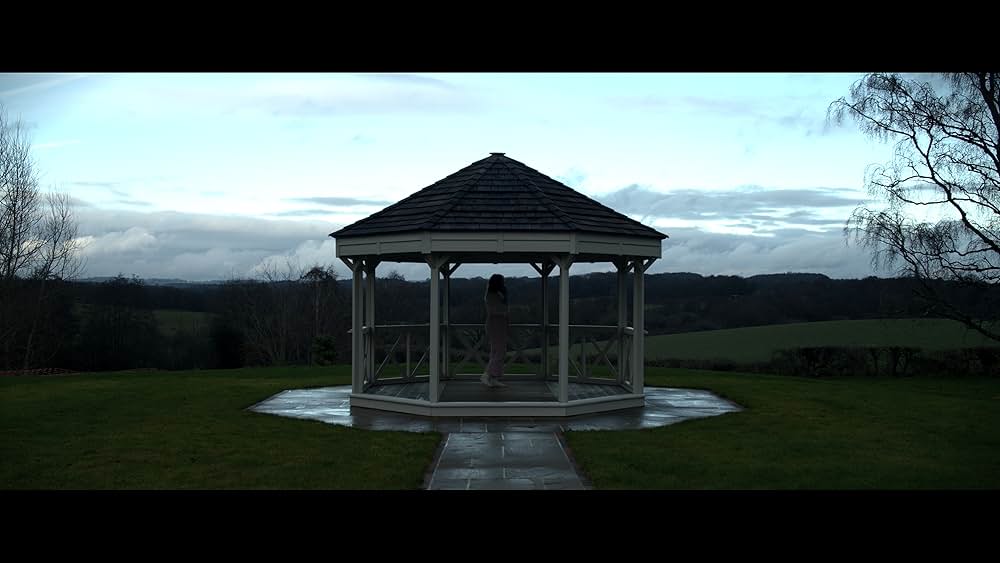 Beneath the Surface（原題）の画像