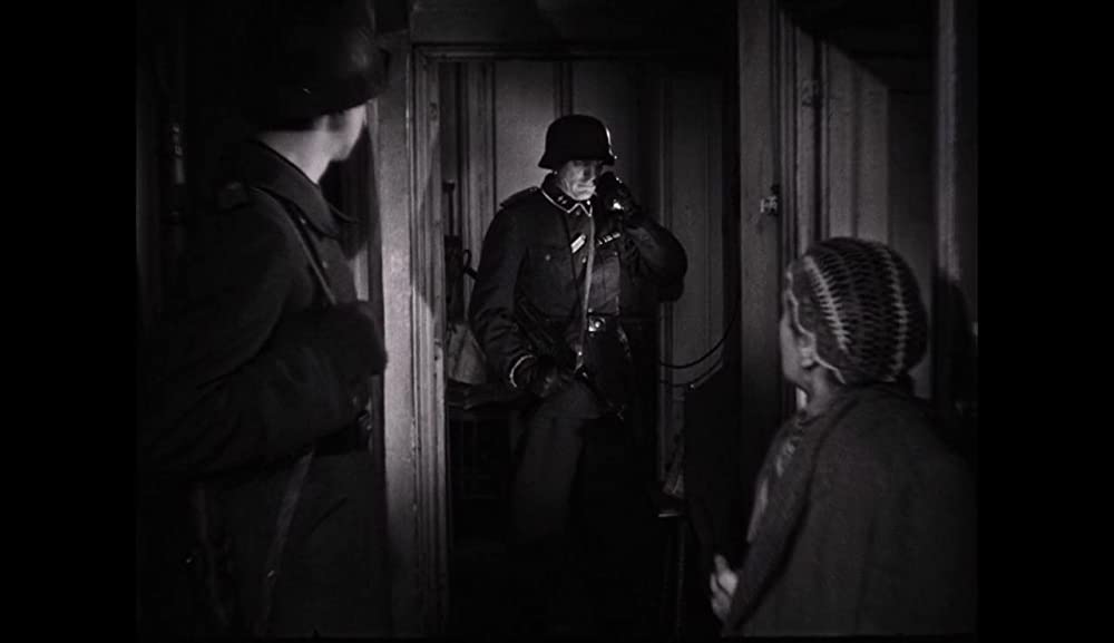 無防備都市の画像