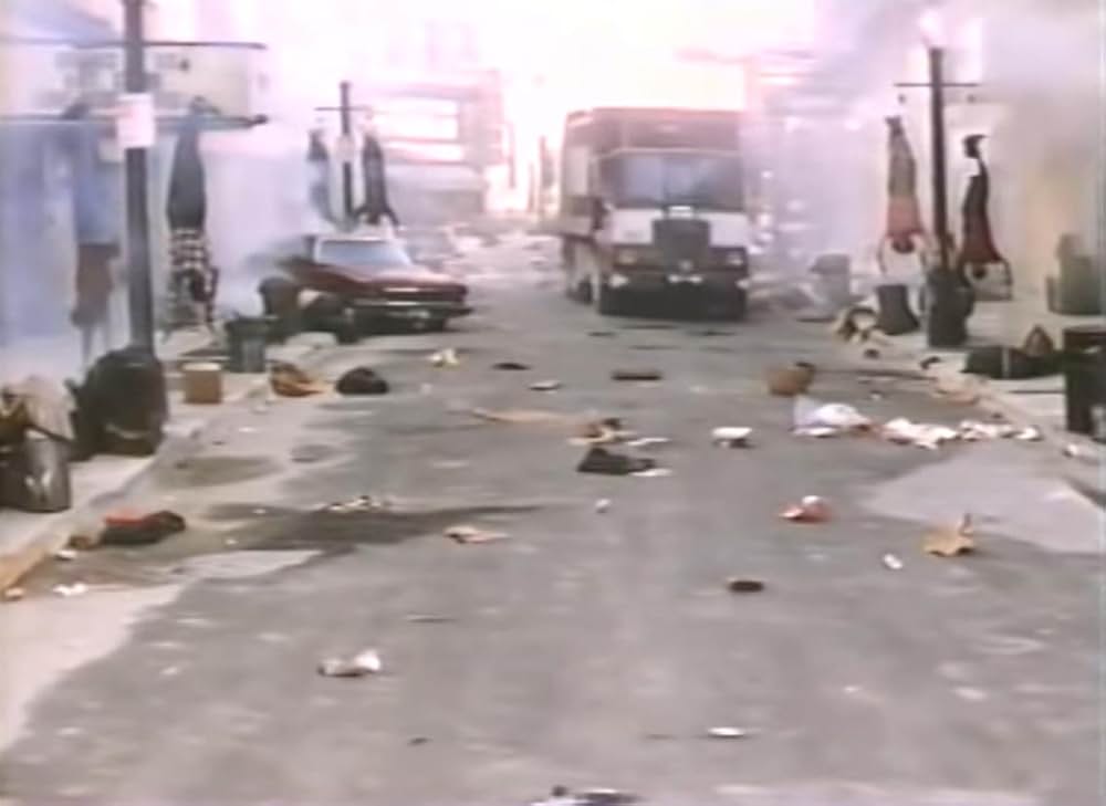 私立警官トラックスの画像