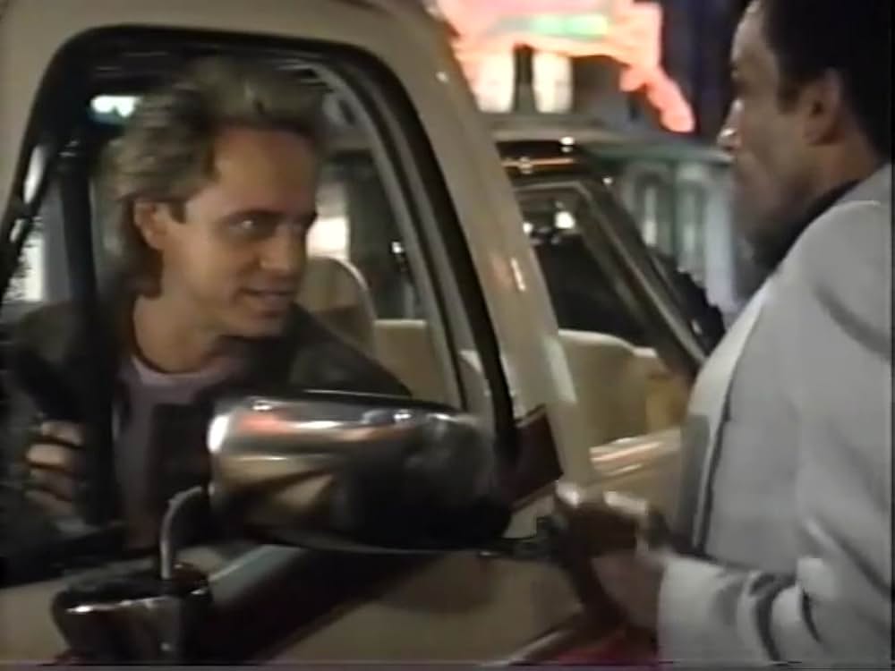 私立警官トラックスの画像