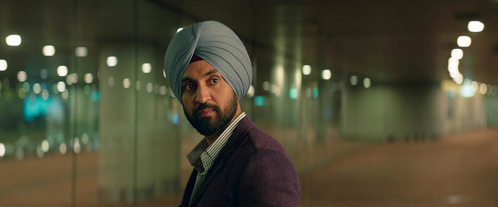 Crew（原題）の画像