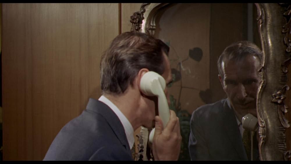 悪魔の血を飲んだ女の画像