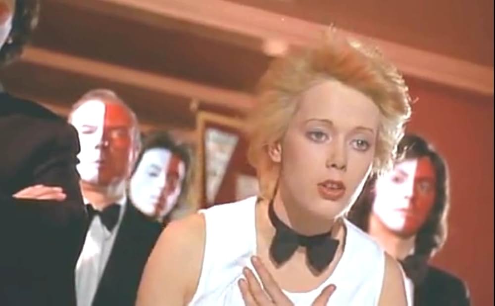 暴かれたスキャンダルの画像