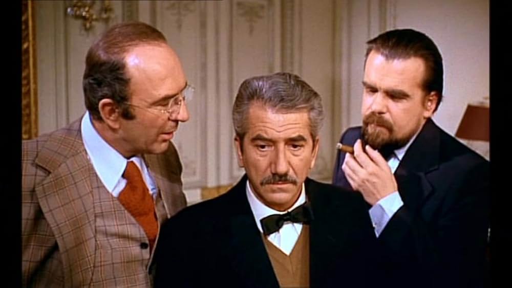 暴かれたスキャンダルの画像