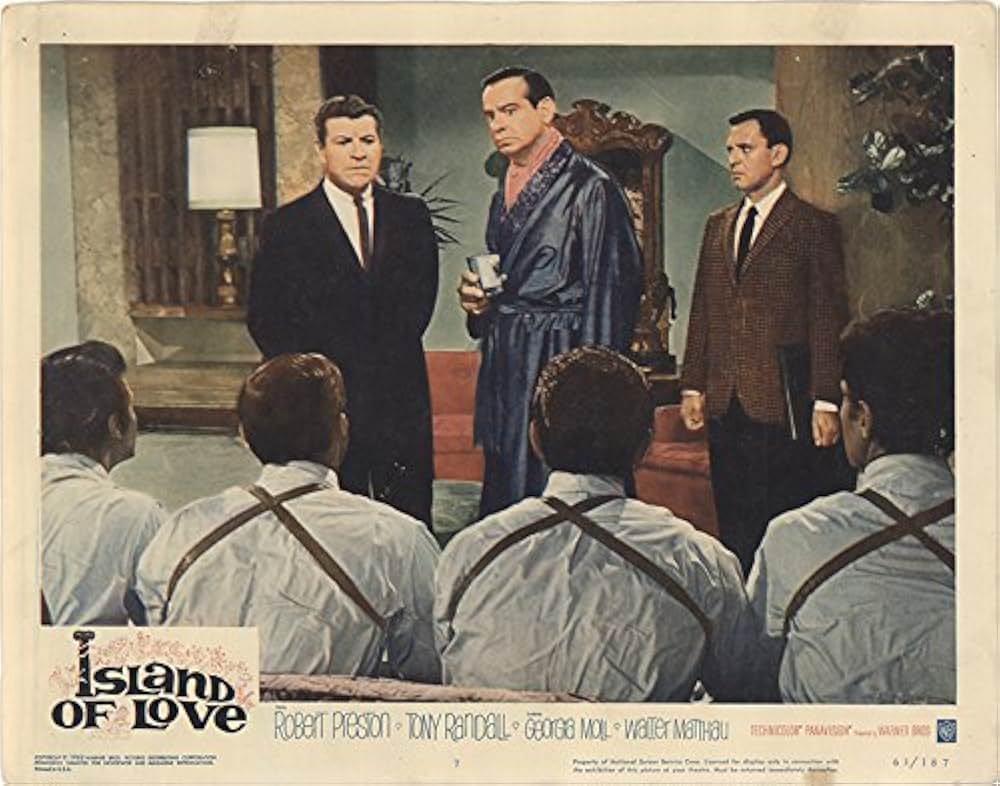 孤島の男と女の画像