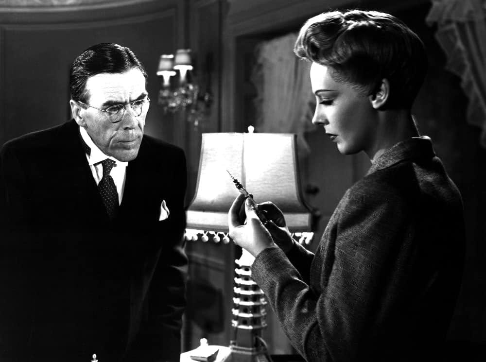 Gメン対間諜の画像