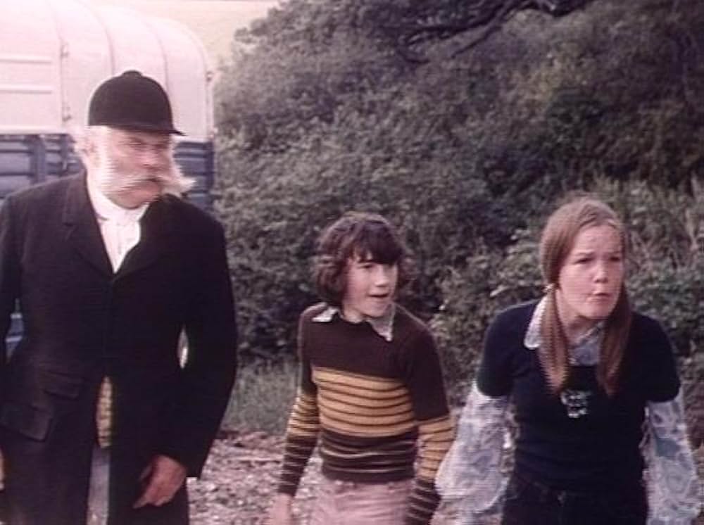 アヌープとチビ象ラニーの画像