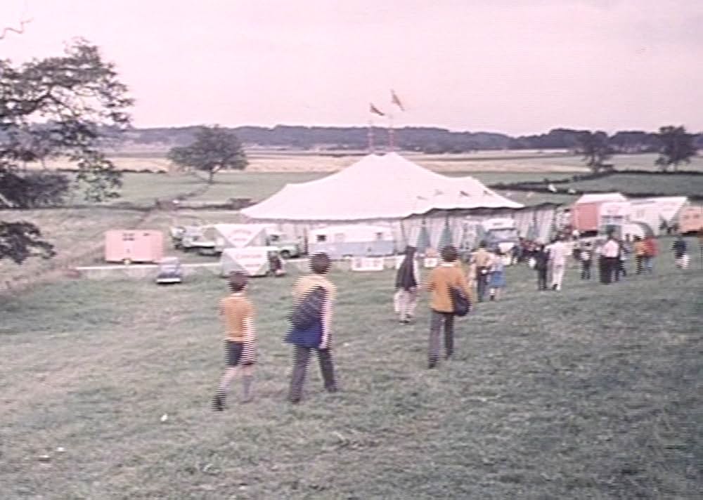 アヌープとチビ象ラニーの画像