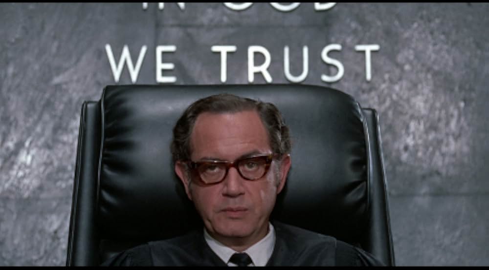 殺人者の影の画像