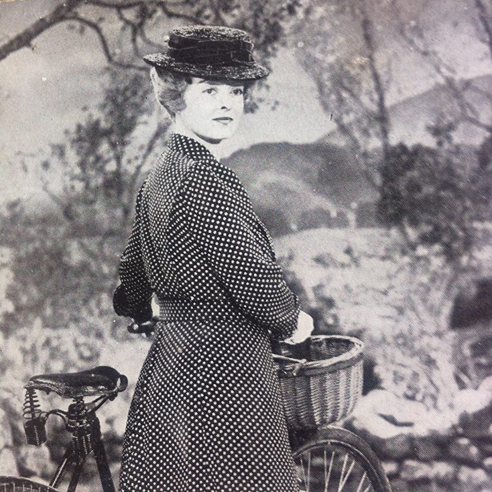 「小麦は緑」ベティ・デイビスの画像