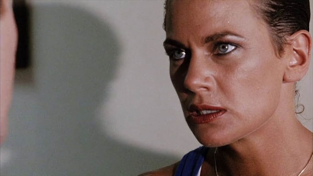 アマゾネス刑事（デカ）／死の標的の画像