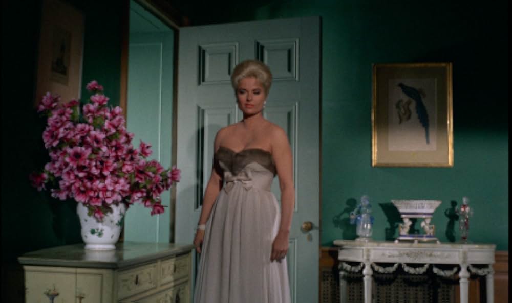 陰謀の屋敷の画像