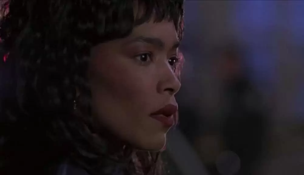 「ヴァンパイア・イン・ブルックリン」アンジェラ・バセットの画像