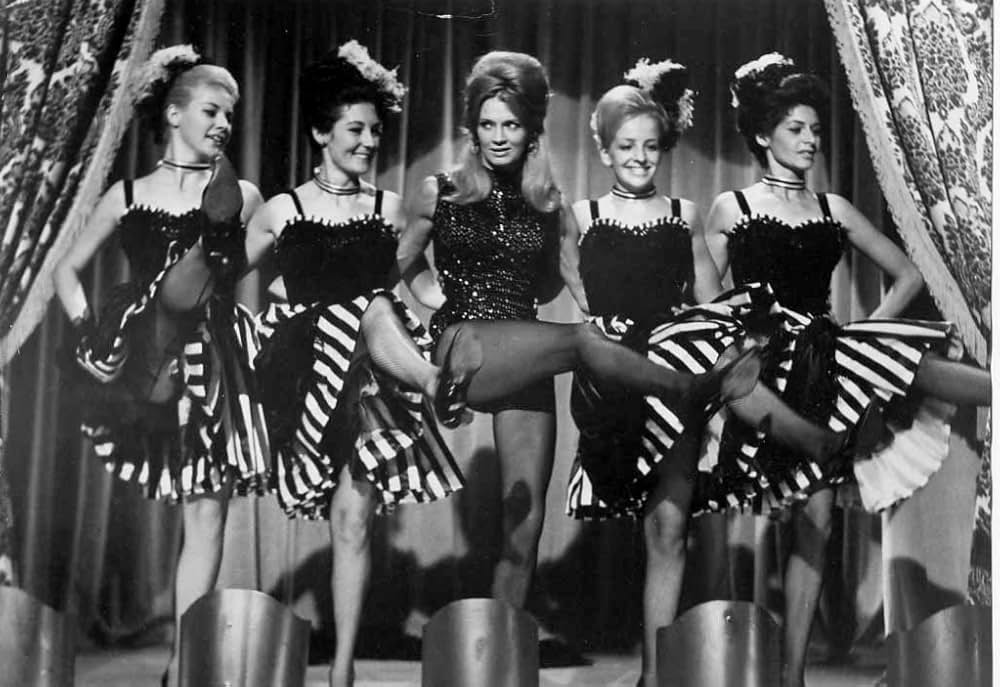 国境のかなたに明日はないの画像