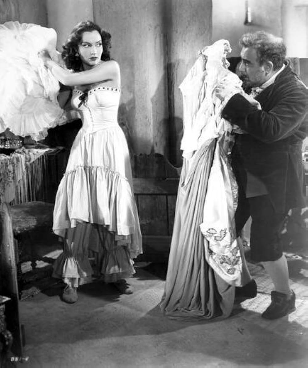 情怨の谷の画像