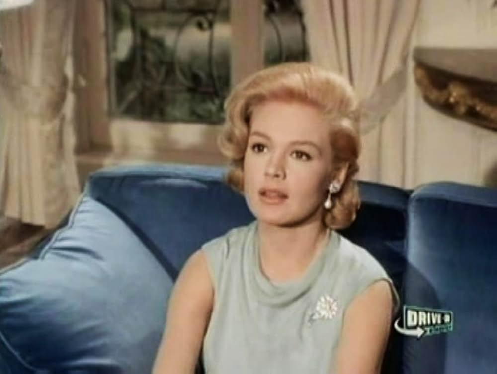 彼女は億万長者の画像