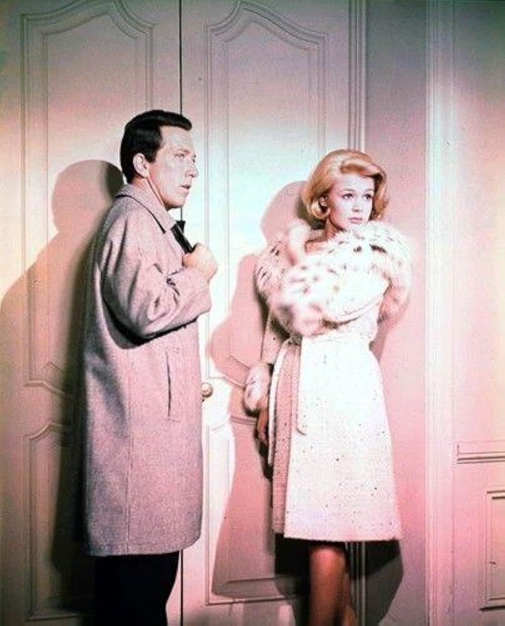 彼女は億万長者の画像