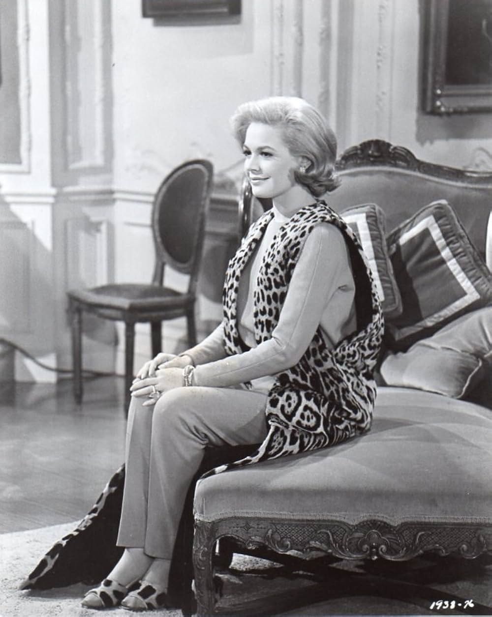 彼女は億万長者の画像