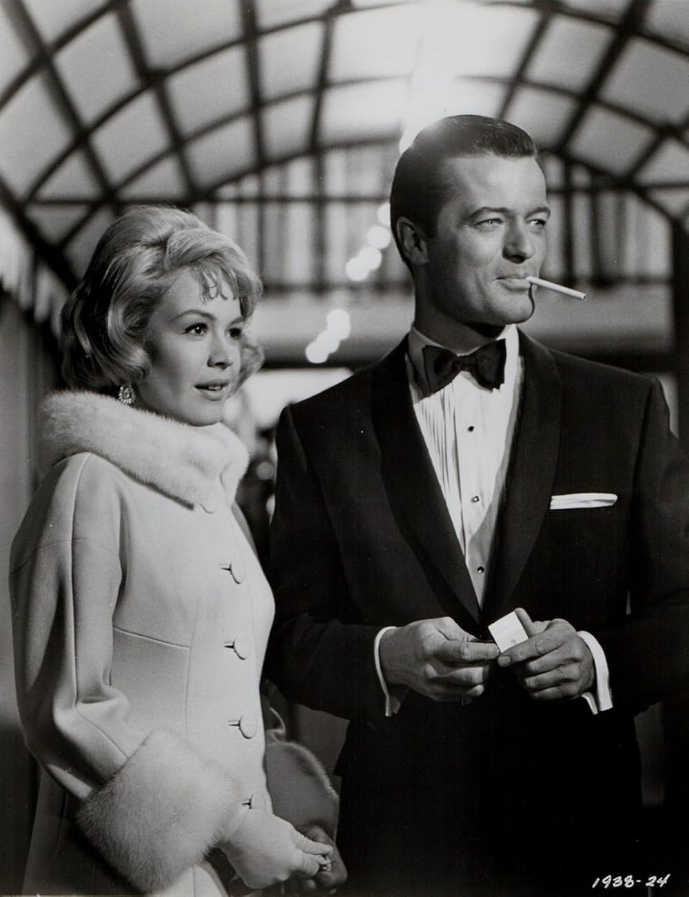 彼女は億万長者の画像