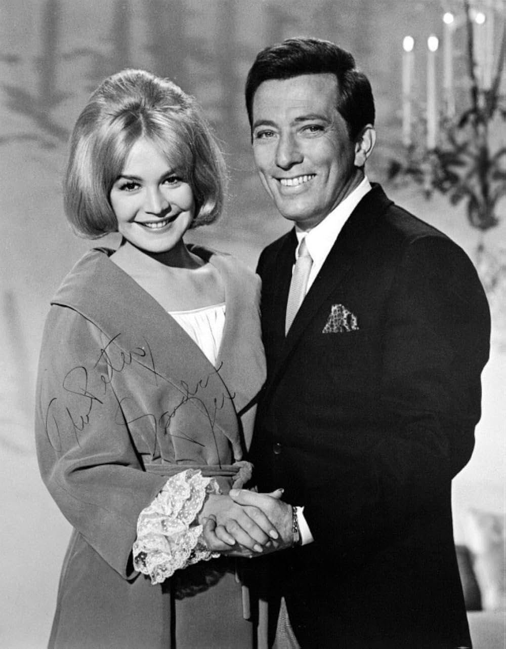 彼女は億万長者の画像