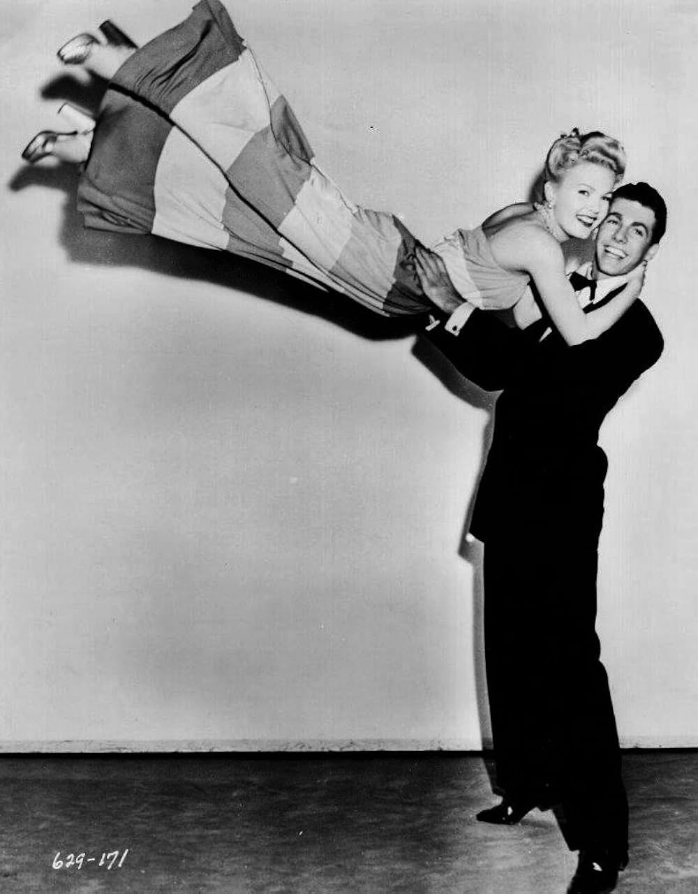 勝利の園の画像