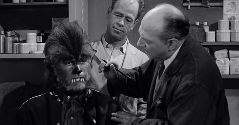 怪物を造る男の画像