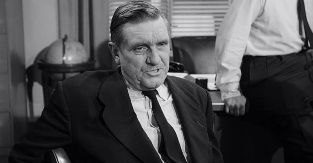 怪物を造る男の画像