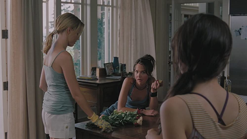 「ゲスト」エリザベス・バンクス & アリエル・ケベルの画像