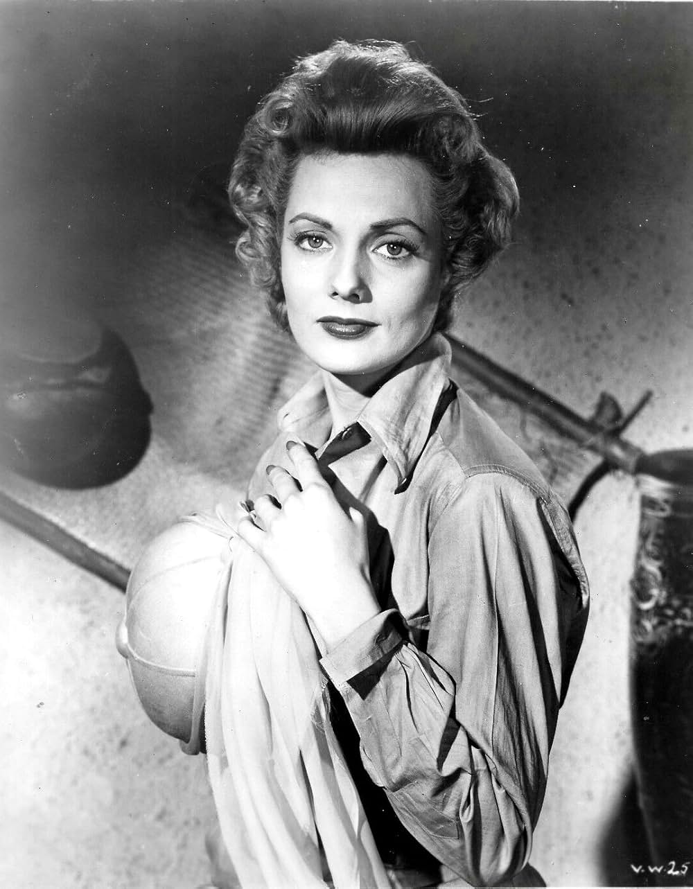 女黄金鬼 ブードゥーの女の画像