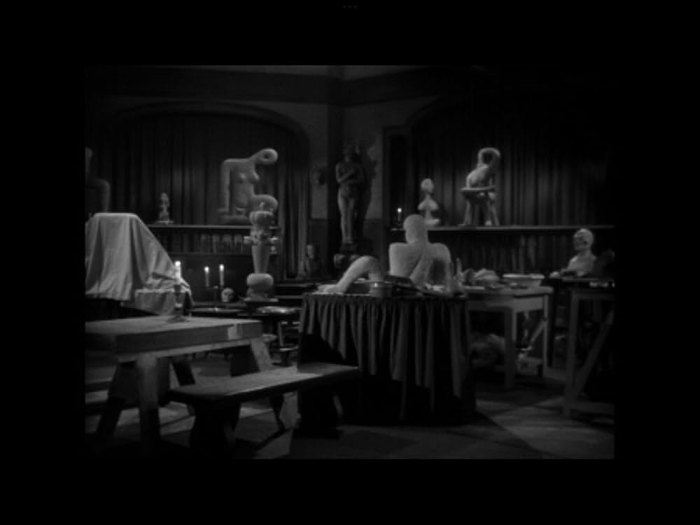 殺人鬼の巨像の画像