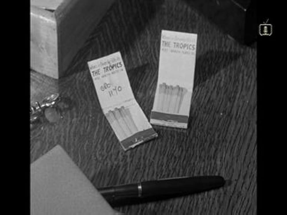 血のオレンジドレスの画像