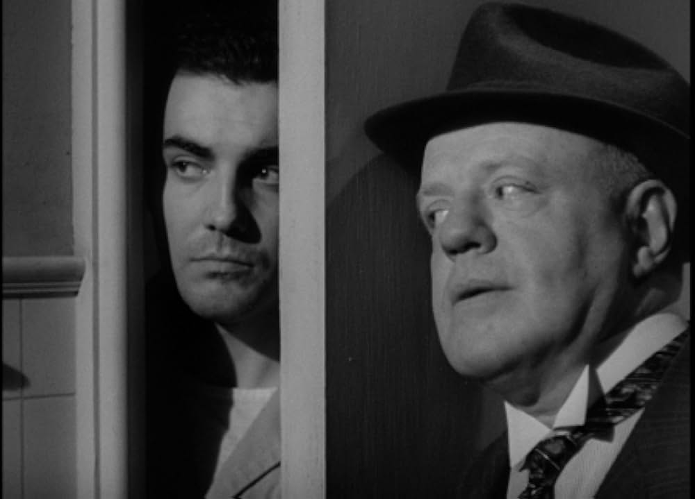 潜行決死隊の画像