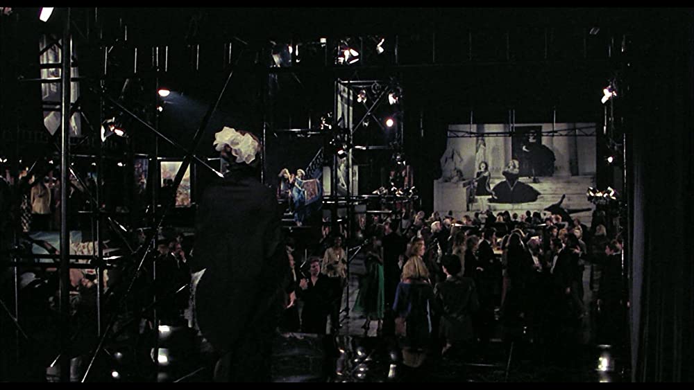 「アイズ」の画像