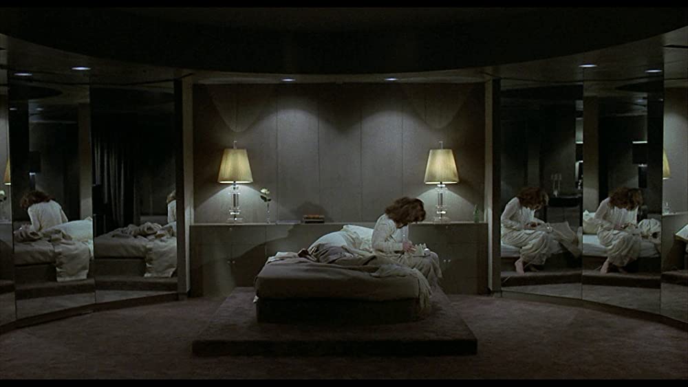 「アイズ」フェイ・ダナウェイの画像