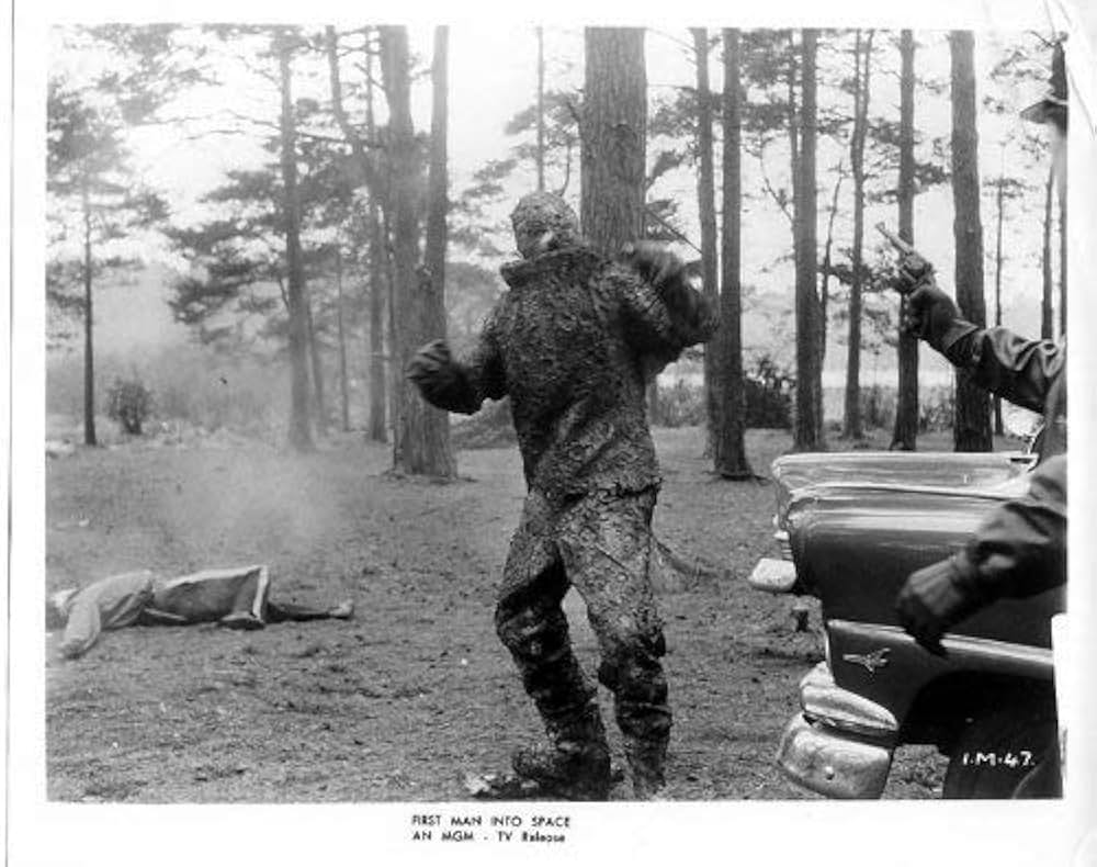 宇宙の怪人の画像