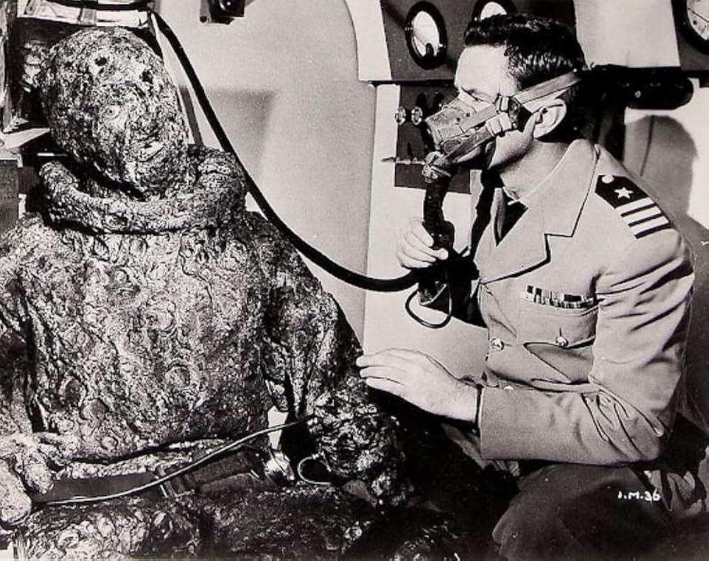 「宇宙の怪人」の画像
