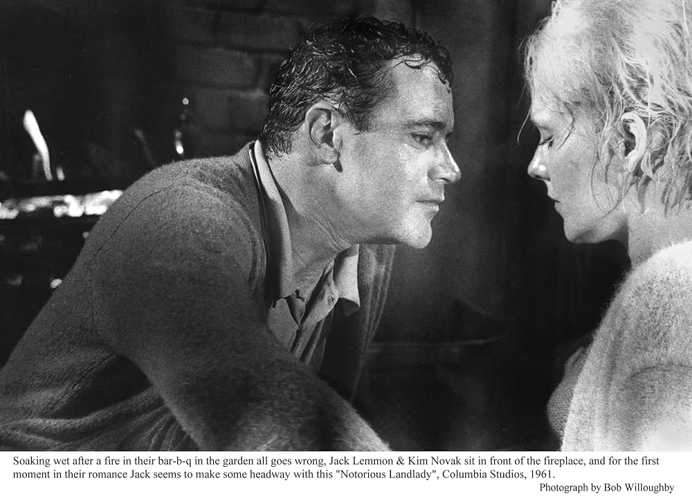 悪名高き女の画像