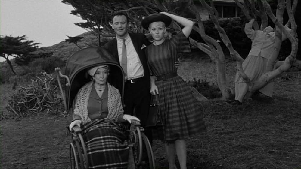 悪名高き女の画像