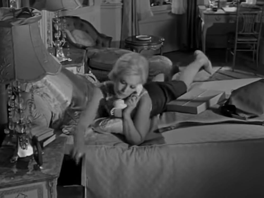 悪名高き女の画像