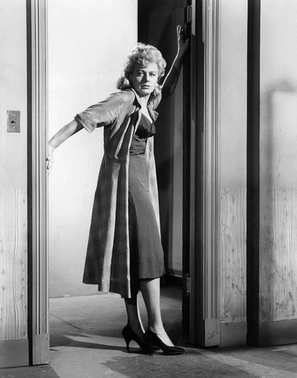 俺の墓標は立てるなの画像