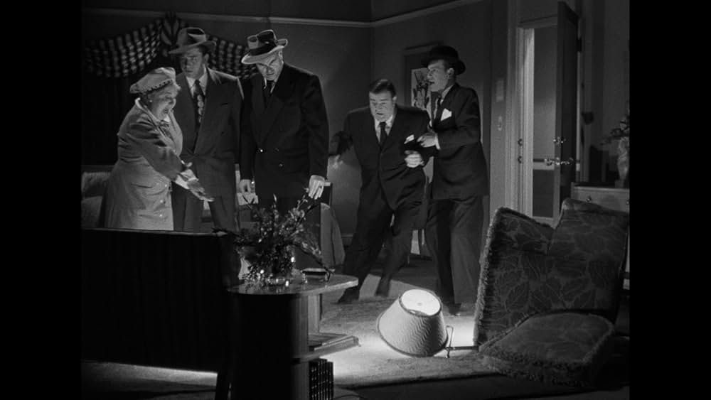 凸凹殺人ホテルの画像